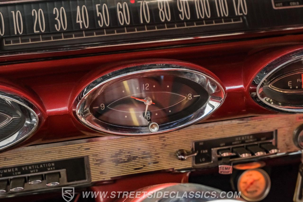 1961 Oldsmobile Starfire Convertible