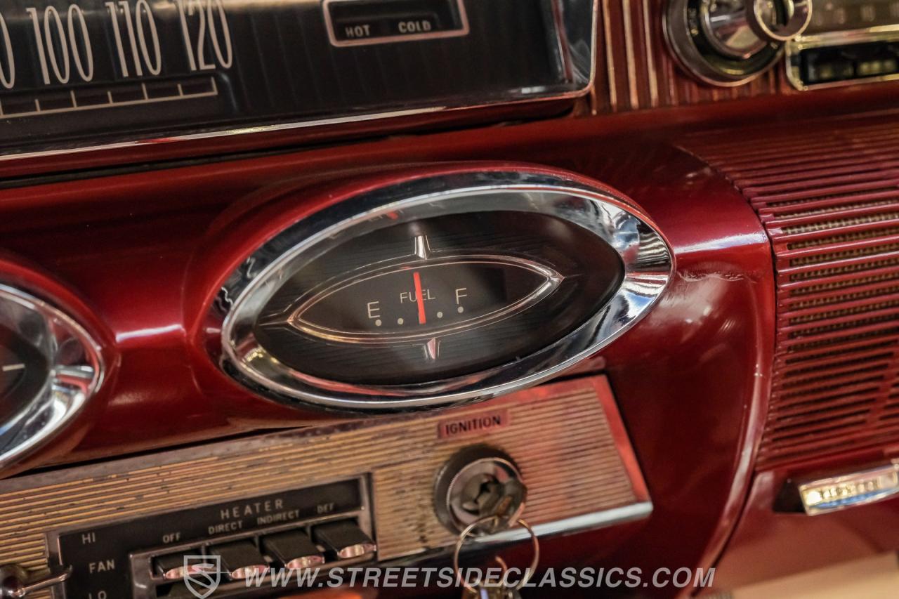 1961 Oldsmobile Starfire Convertible