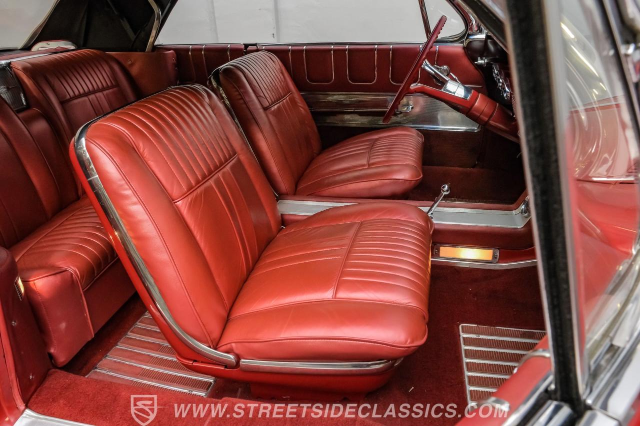 1961 Oldsmobile Starfire Convertible