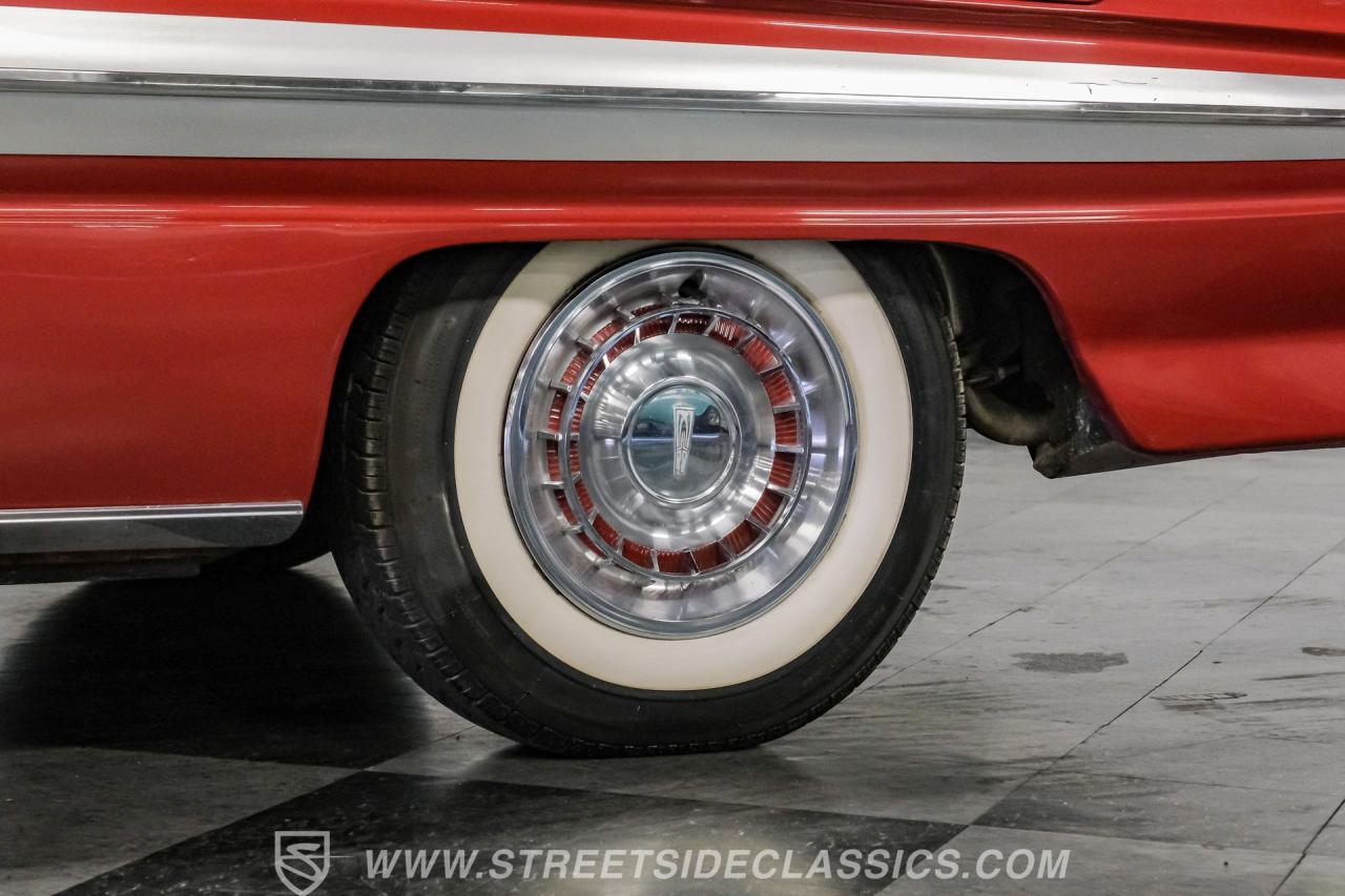 1961 Oldsmobile Starfire Convertible