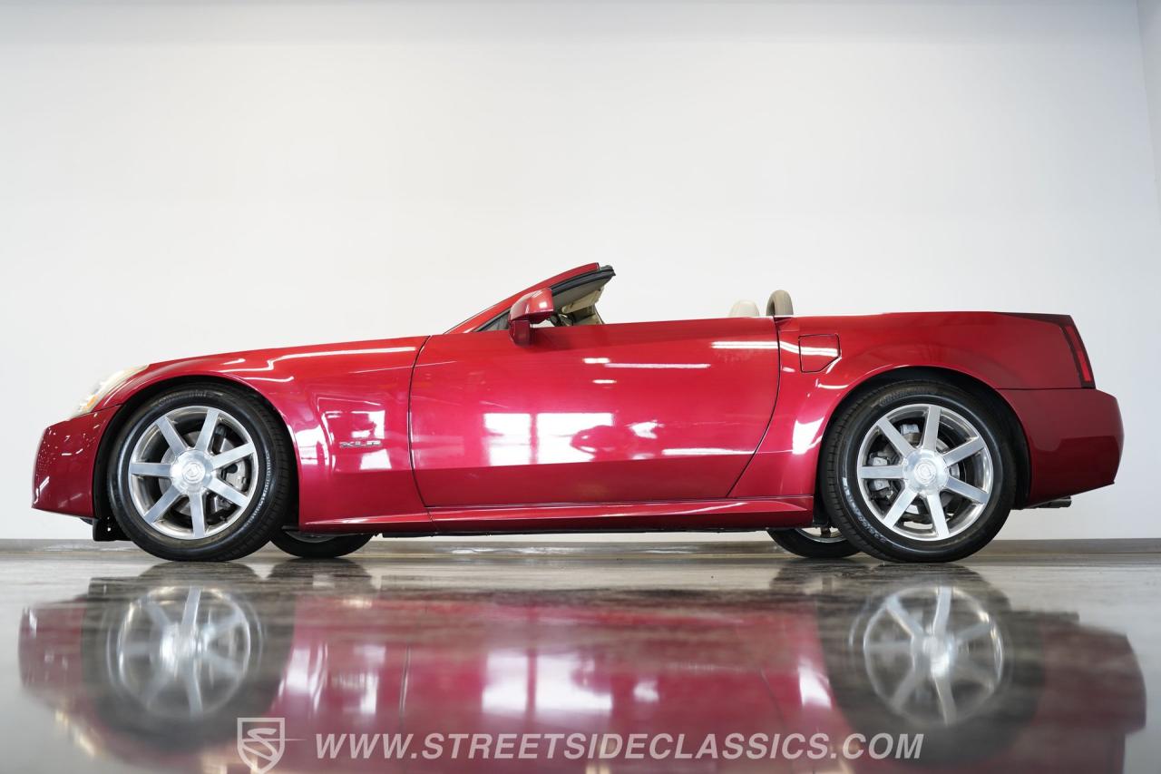 2005 Cadillac XLR