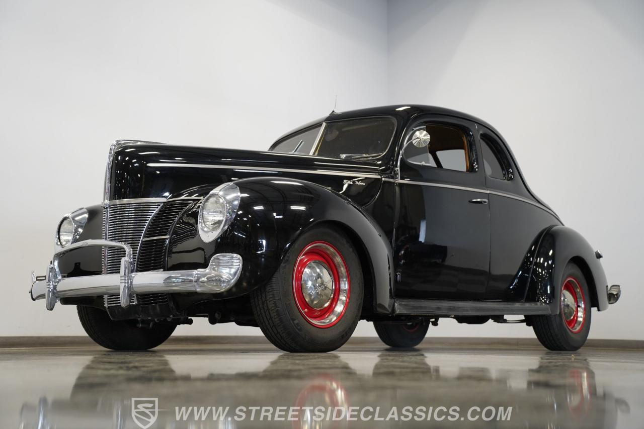 1940 Ford Deluxe Coupe