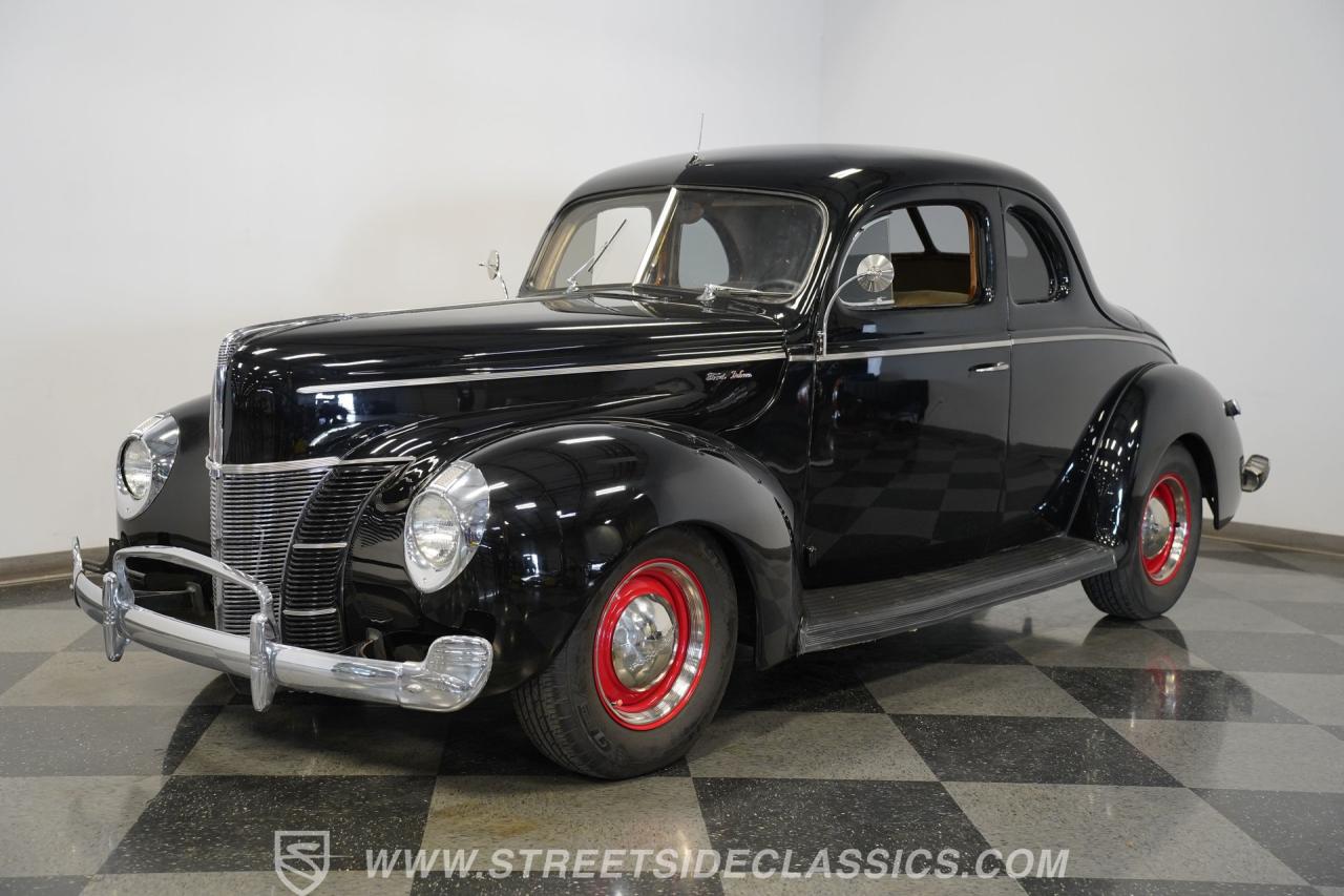 1940 Ford Deluxe Coupe