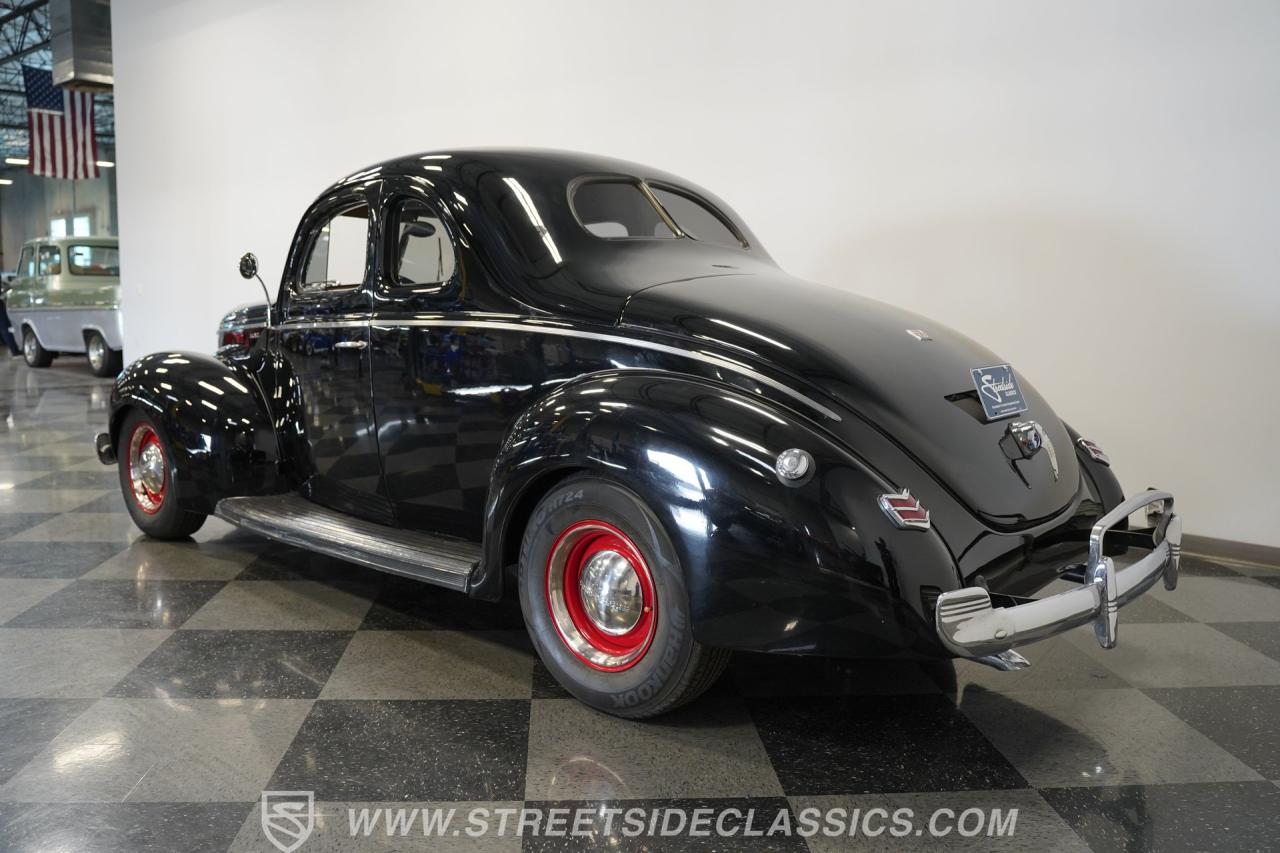 1940 Ford Deluxe Coupe