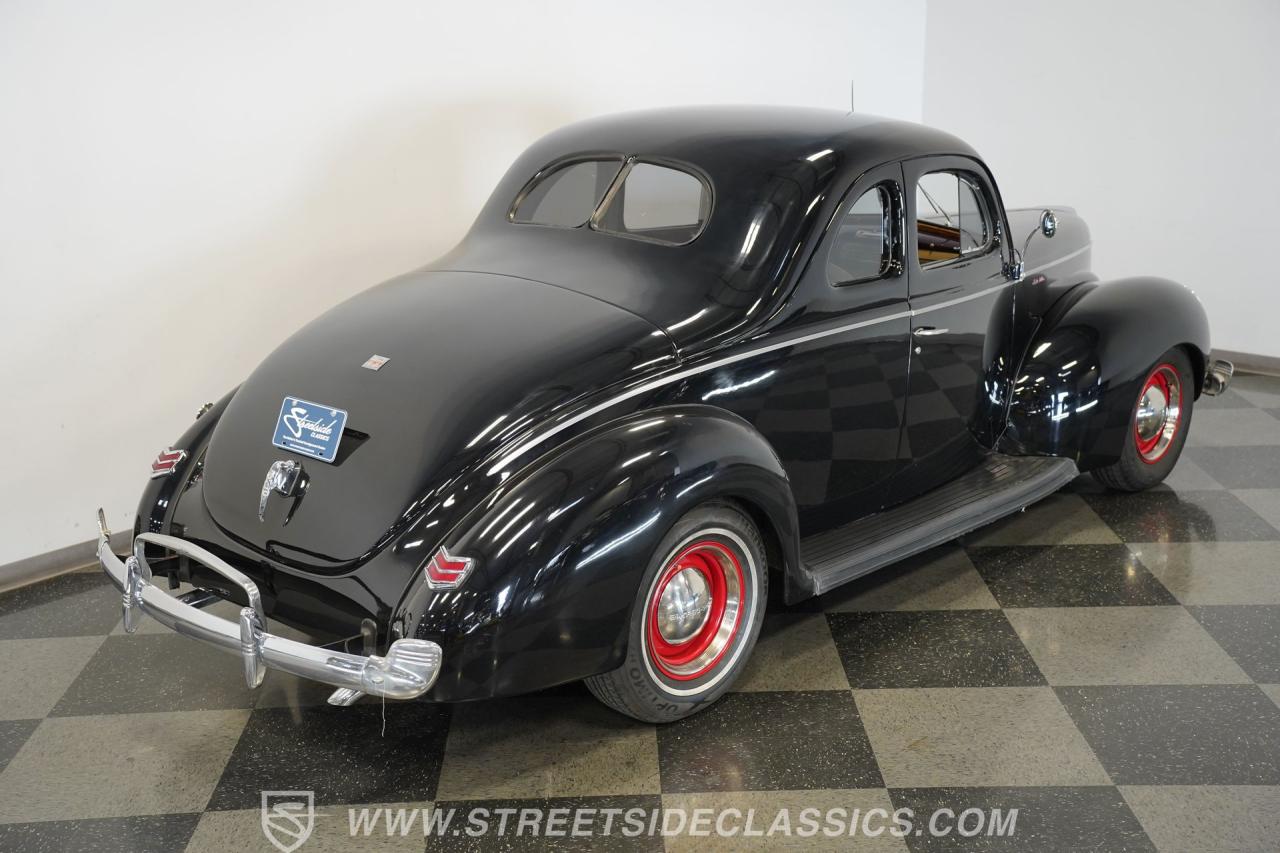 1940 Ford Deluxe Coupe