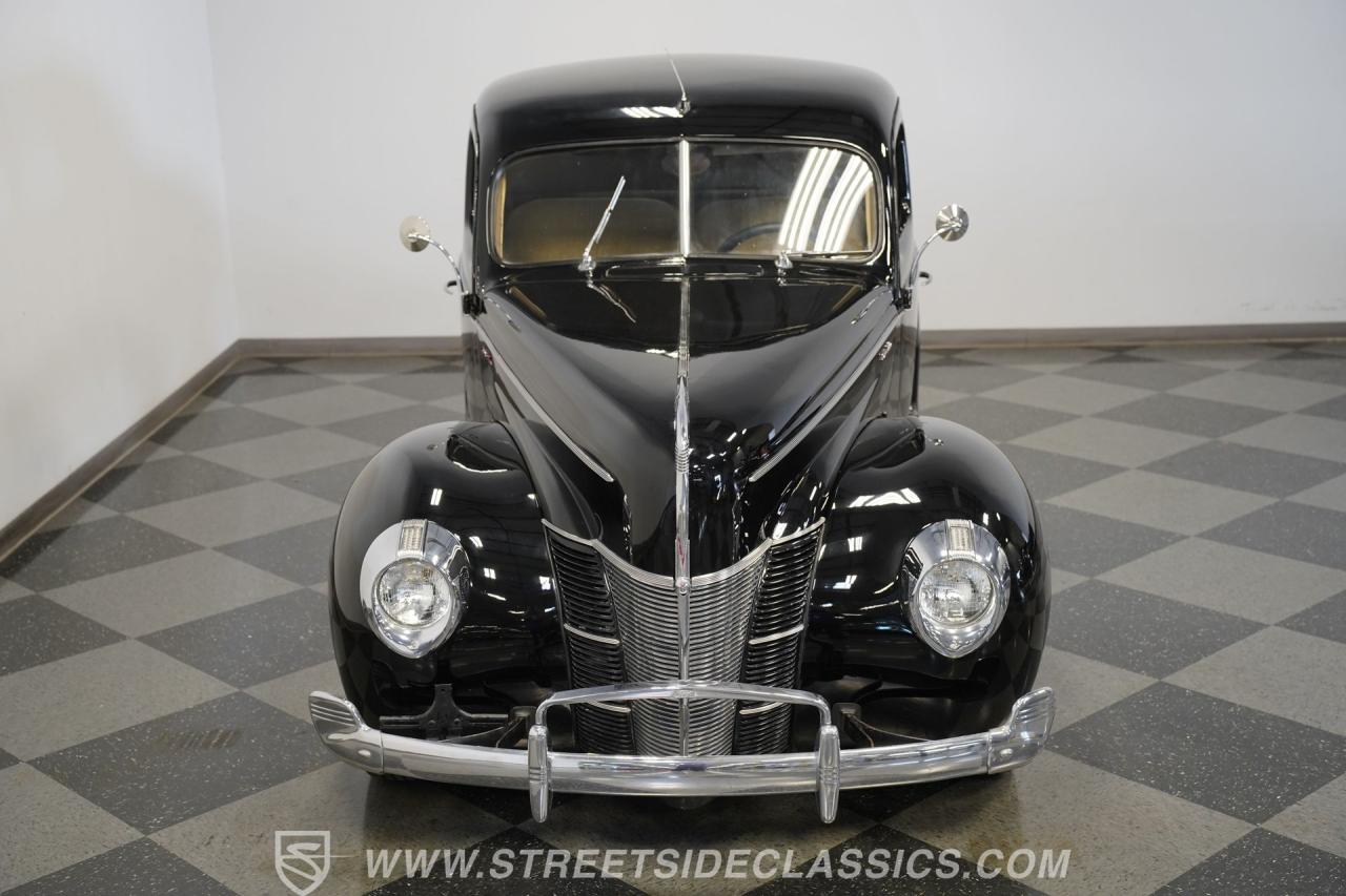 1940 Ford Deluxe Coupe