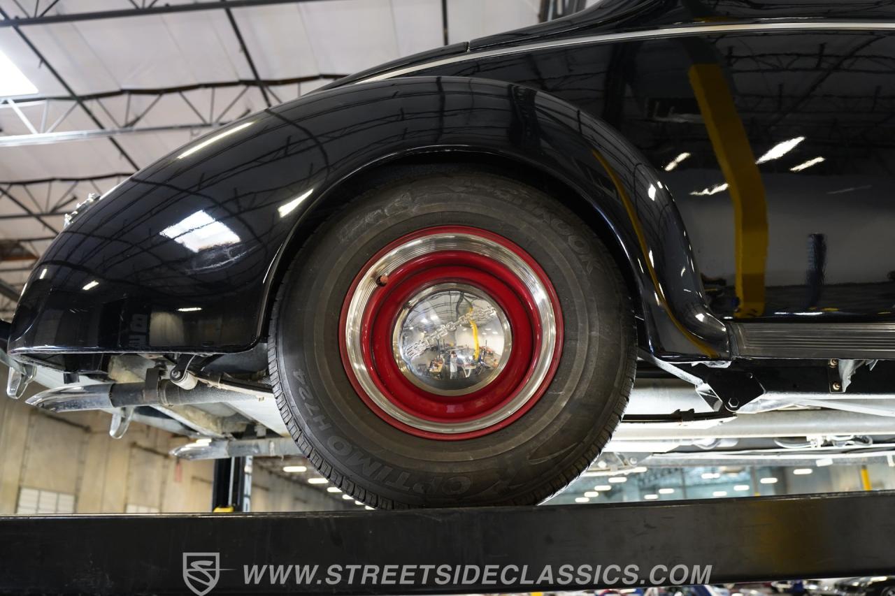 1940 Ford Deluxe Coupe