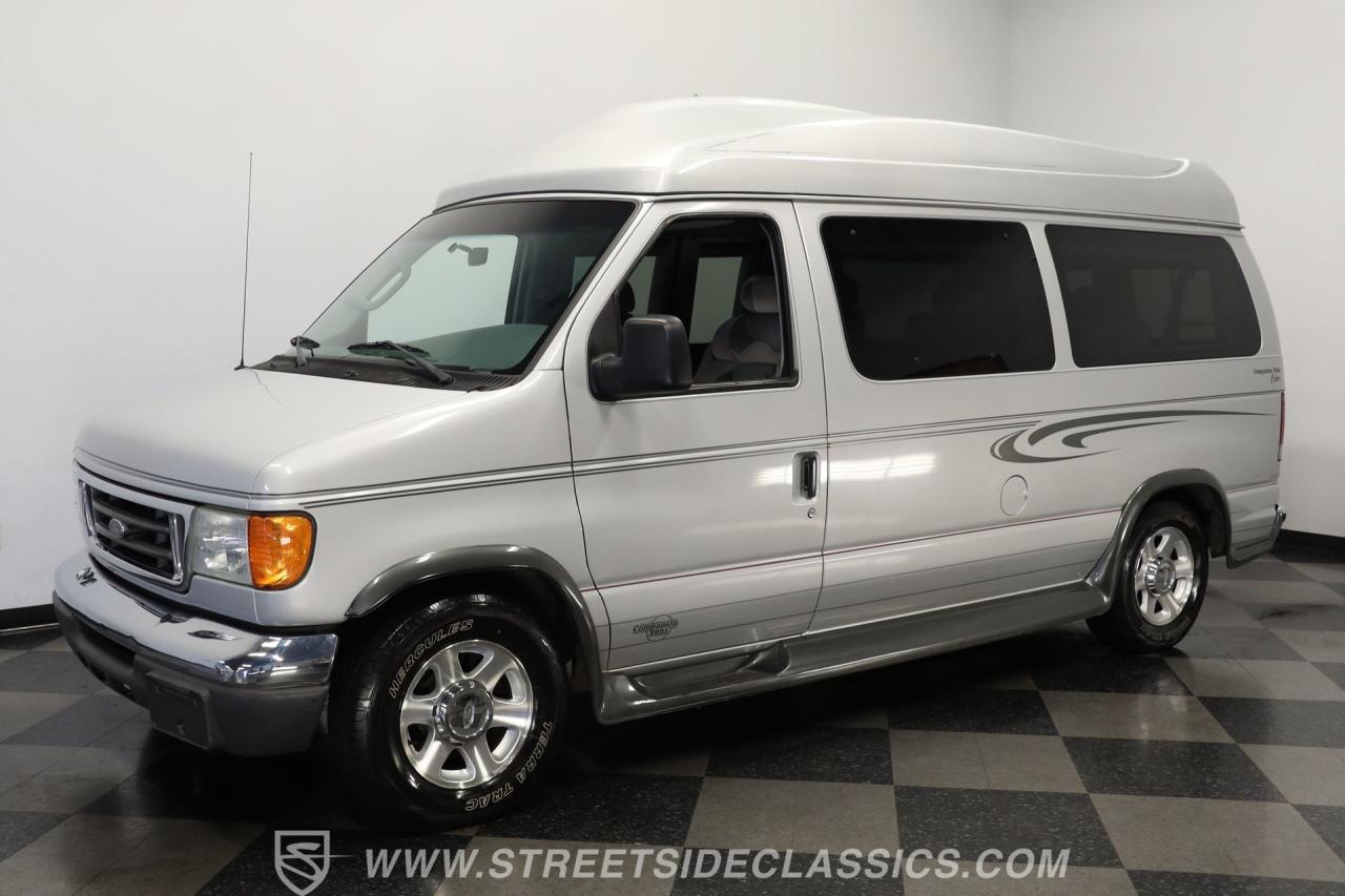 2006 Ford Econoline Custom Van