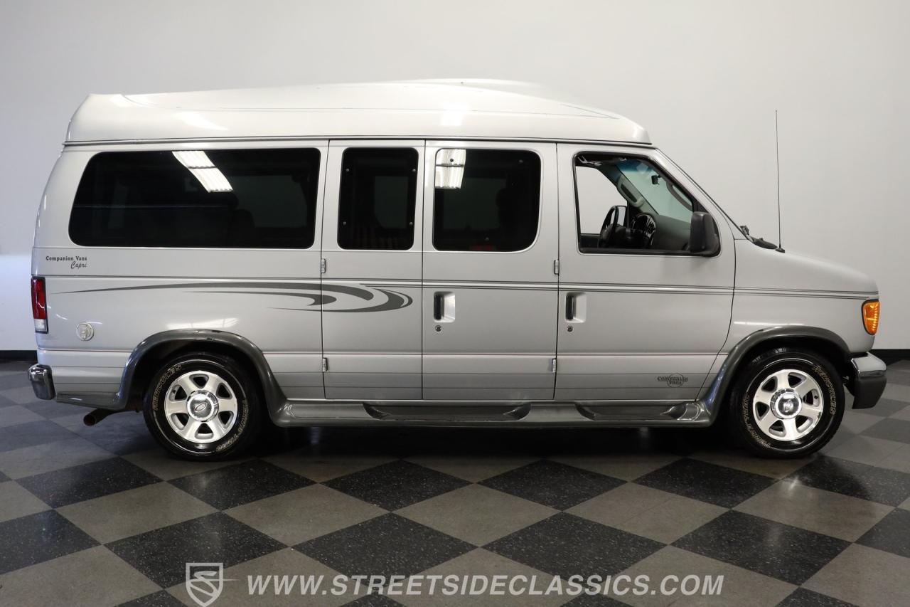 2006 Ford Econoline Custom Van