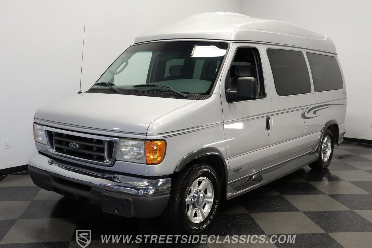 2006 Ford Econoline Custom Van