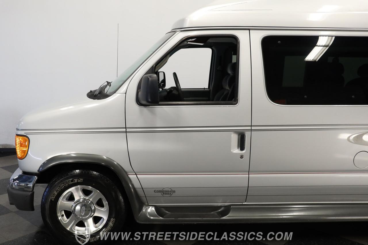 2006 Ford Econoline Custom Van