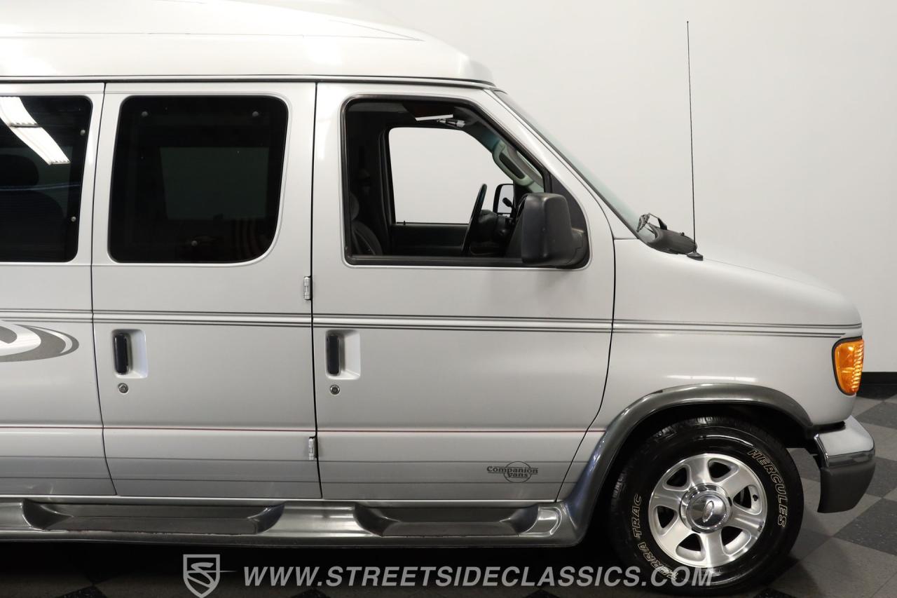 2006 Ford Econoline Custom Van