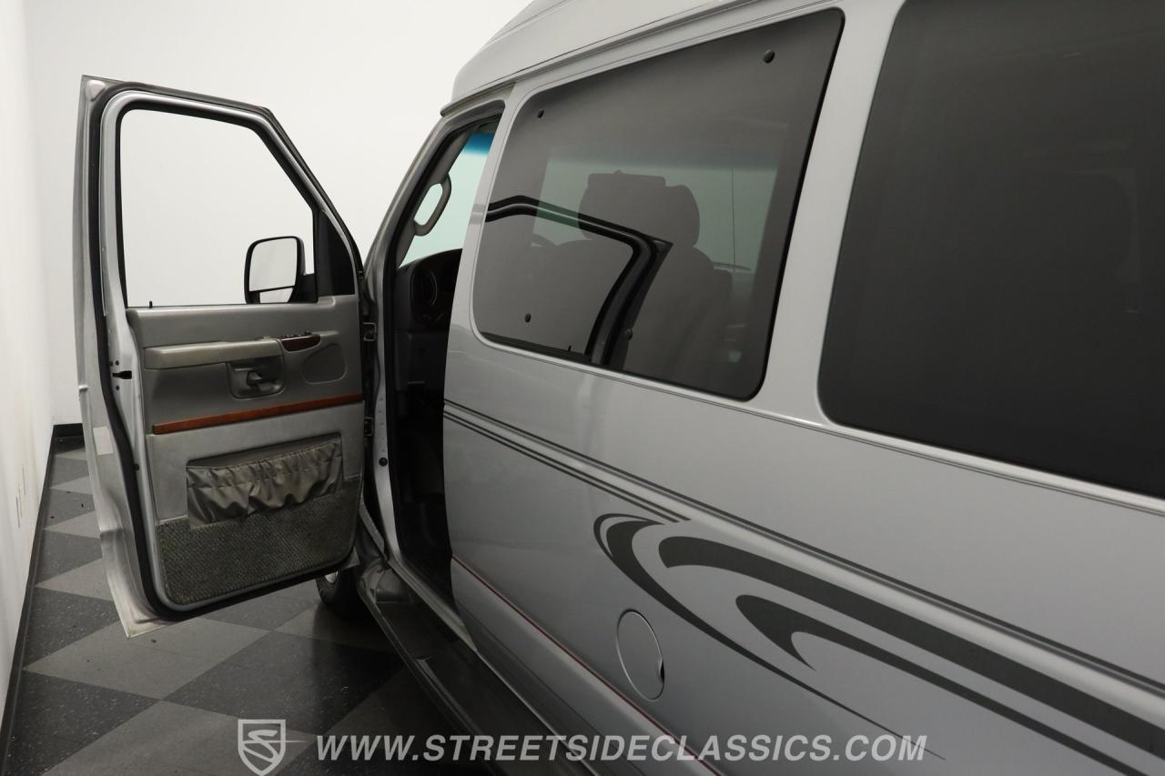 2006 Ford Econoline Custom Van