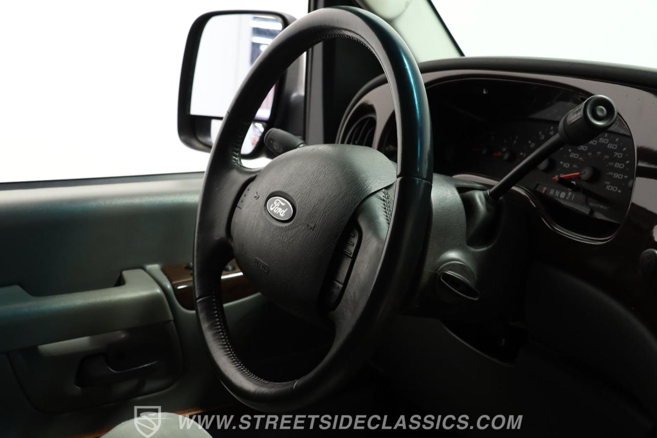 2006 Ford Econoline Custom Van