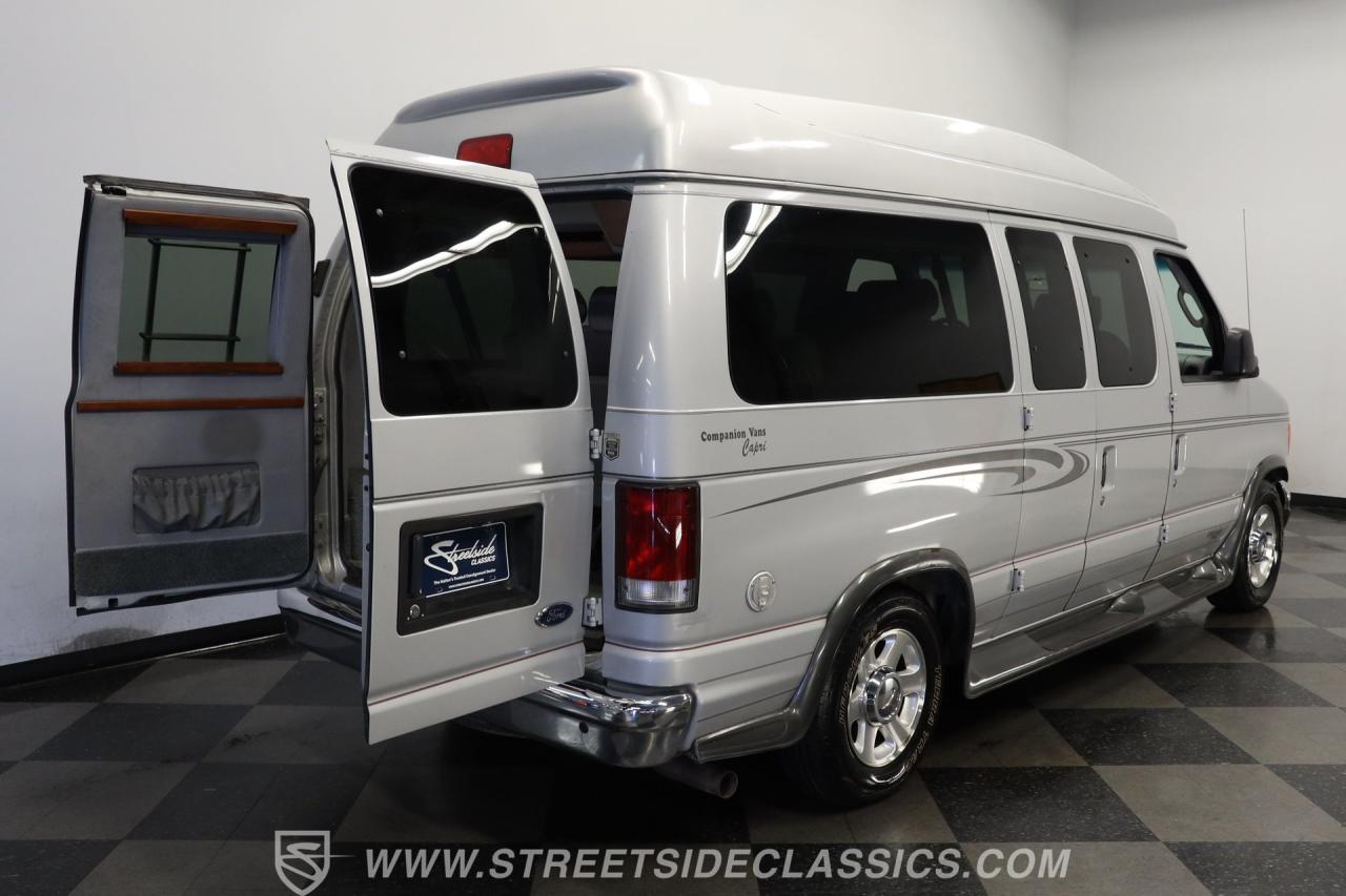 2006 Ford Econoline Custom Van