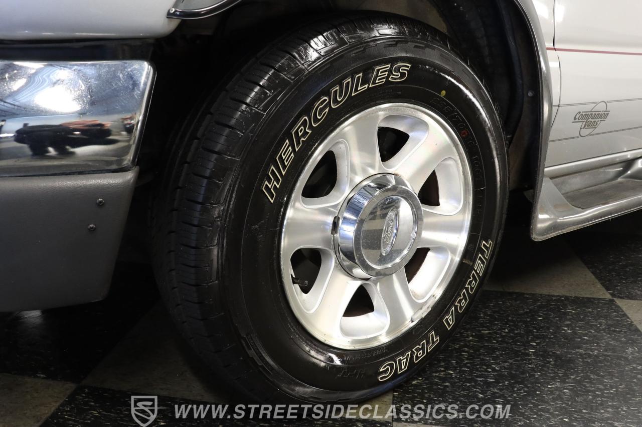 2006 Ford Econoline Custom Van