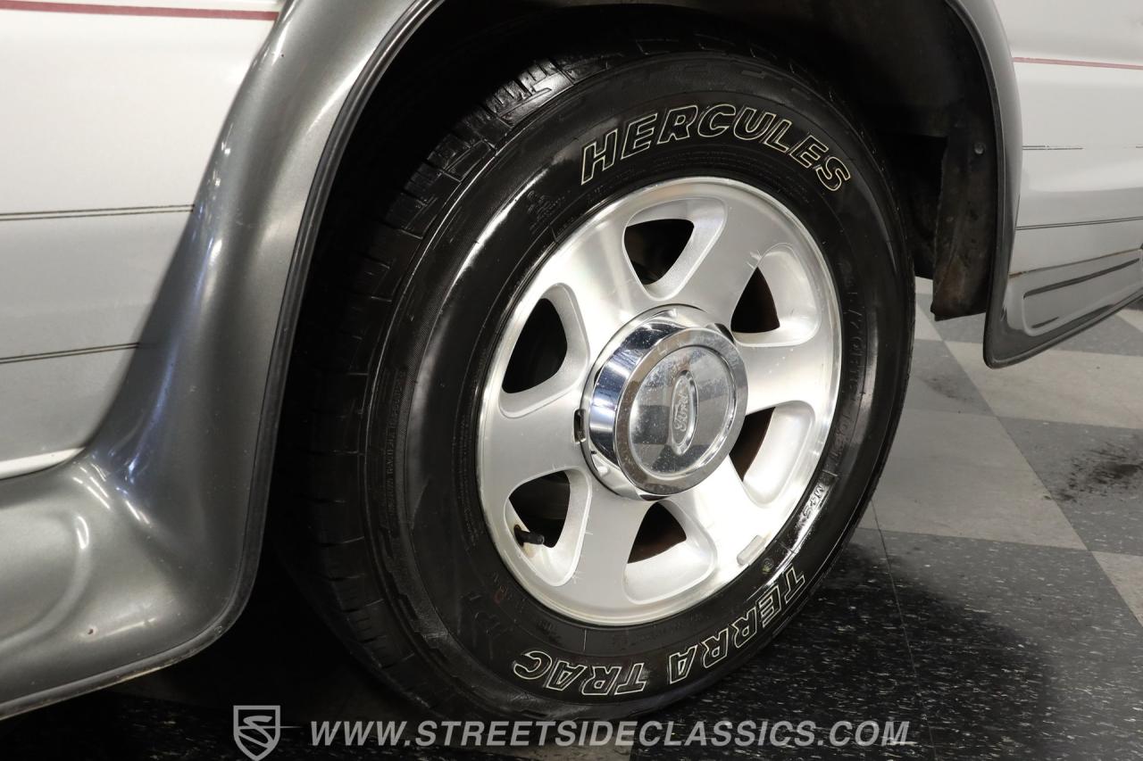 2006 Ford Econoline Custom Van