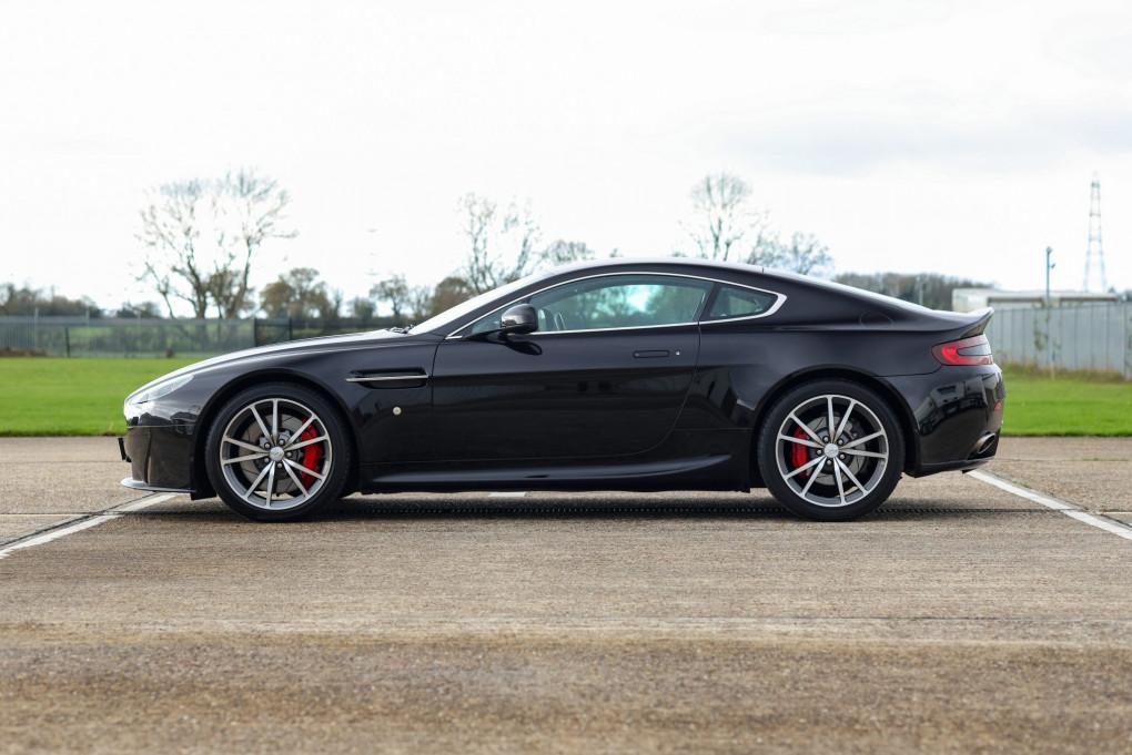 2015 Aston Martin Vantage