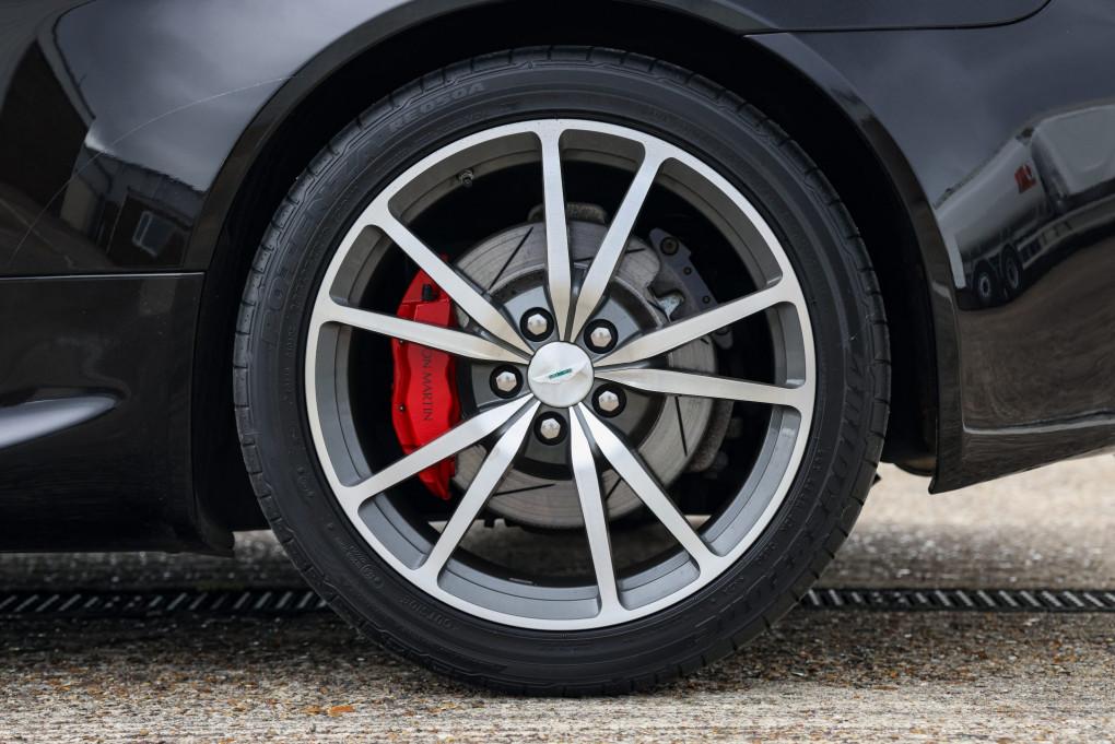 2015 Aston Martin Vantage