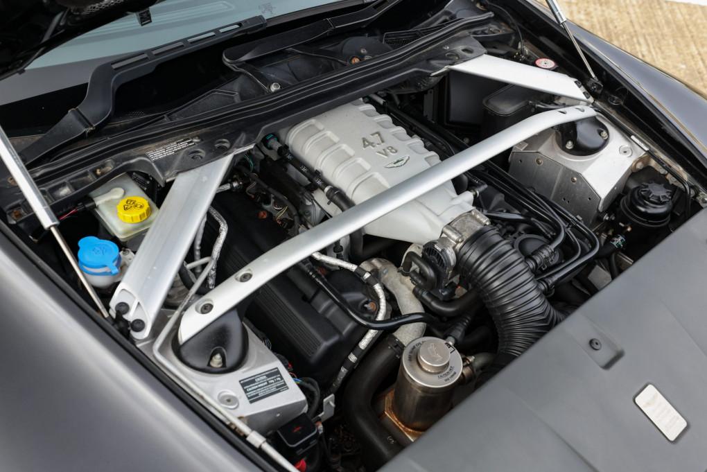 2015 Aston Martin Vantage