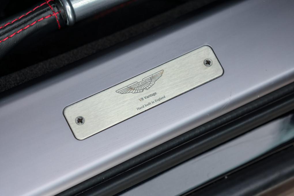 2015 Aston Martin Vantage