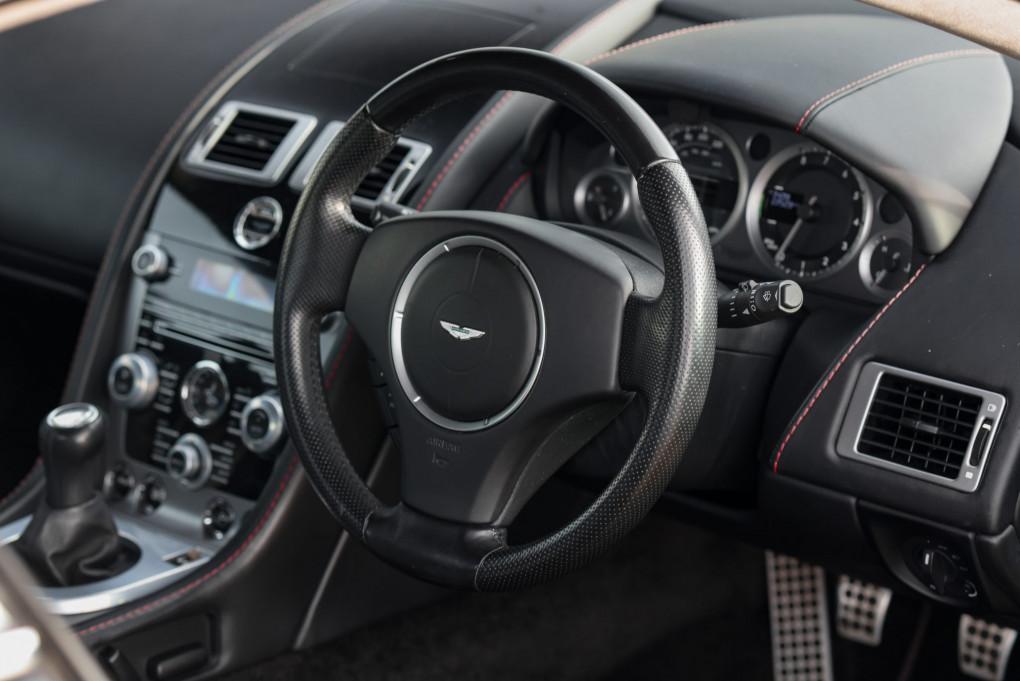 2015 Aston Martin Vantage