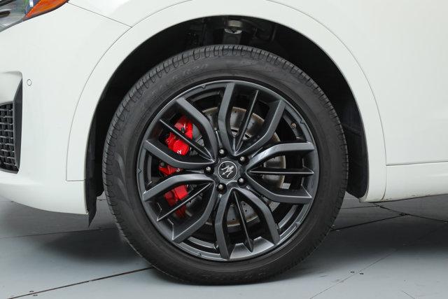 2022 Maserati Levante