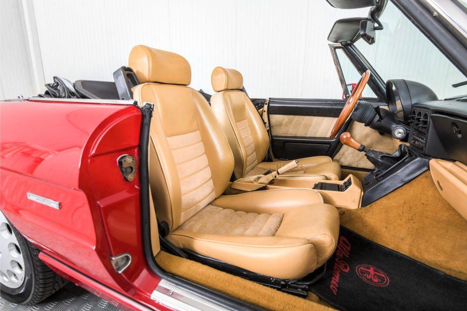 1992 Alfa Romeo Spider