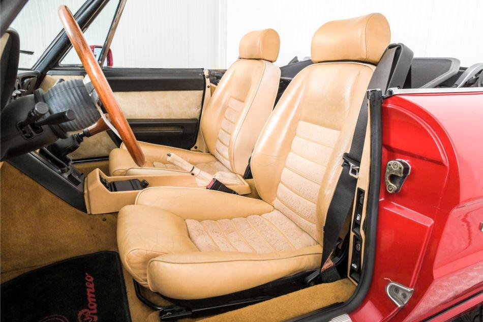 1992 Alfa Romeo Spider