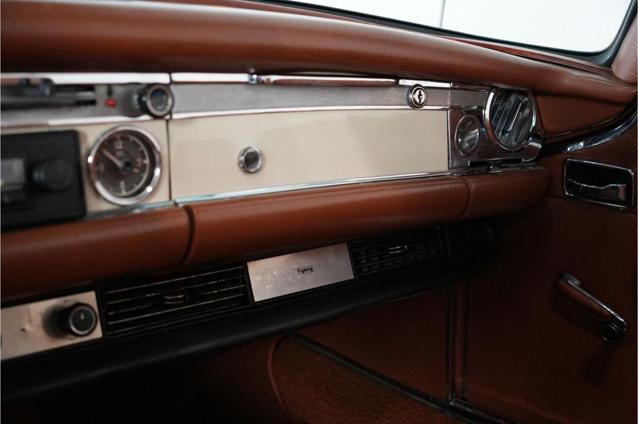 1970 Mercedes - Benz 280 SL AUTOMATIC