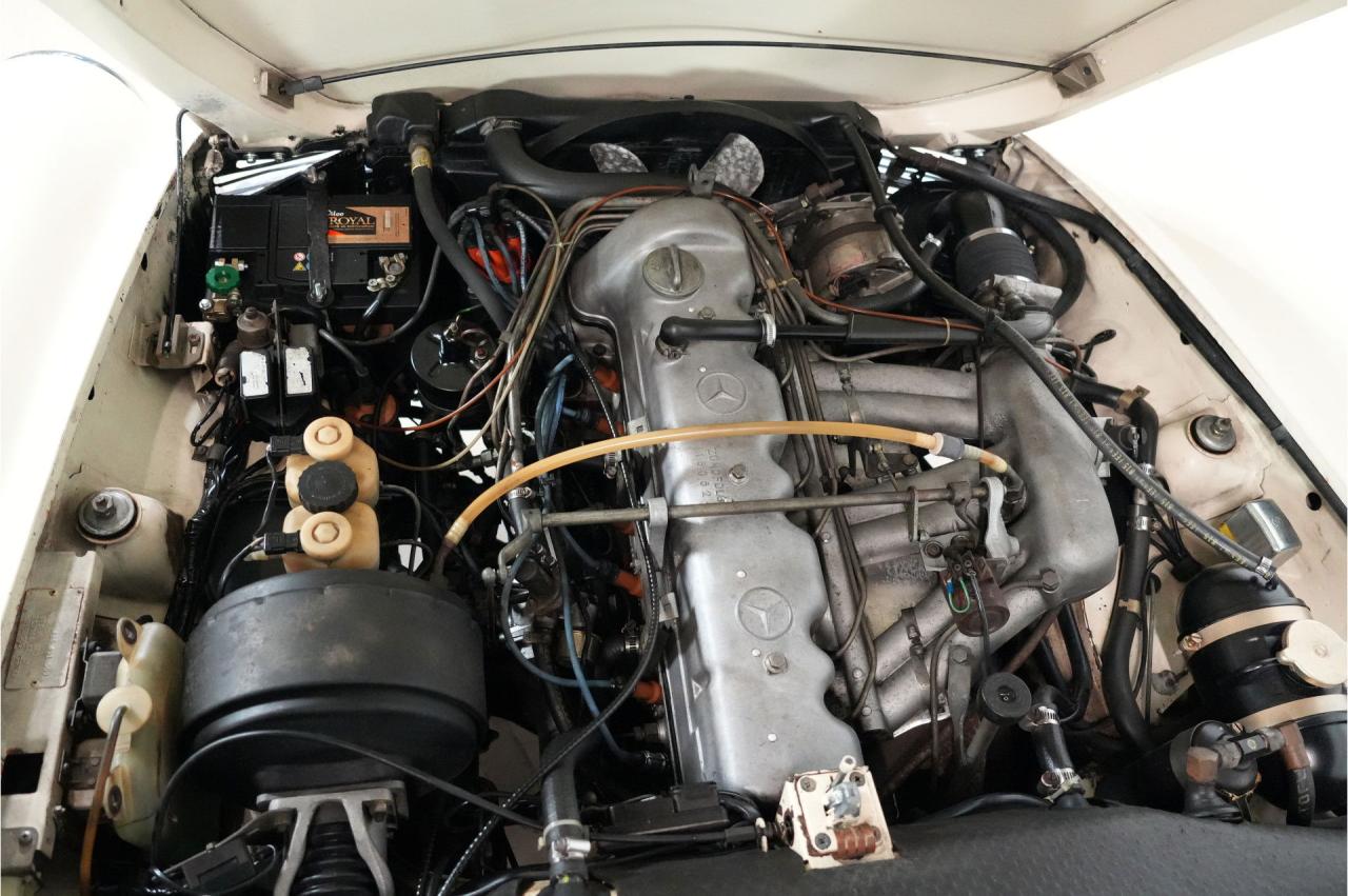 1970 Mercedes - Benz 280 SL AUTOMATIC