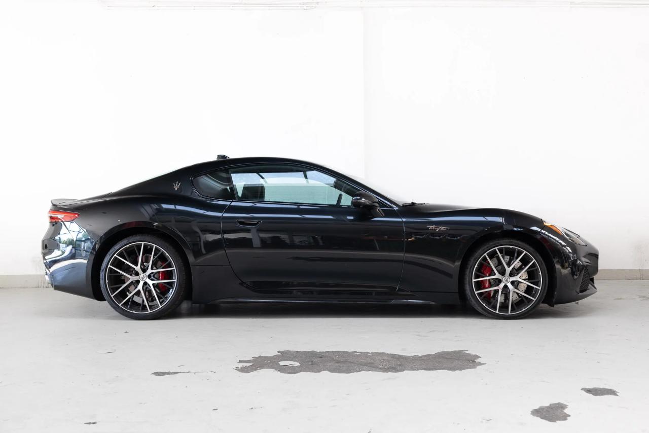 2024 Maserati Grand Turismo Trofeo