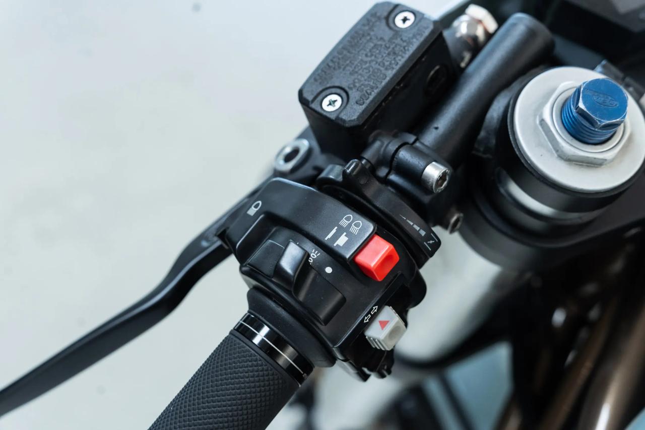 2002 Ducati Sport 750 SS Custom