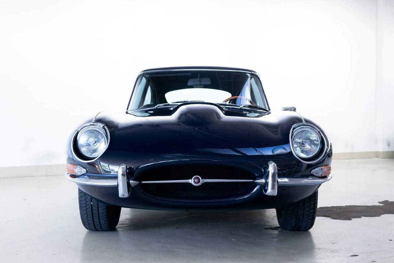1967 Jaguar E-Type 2+2 FHC