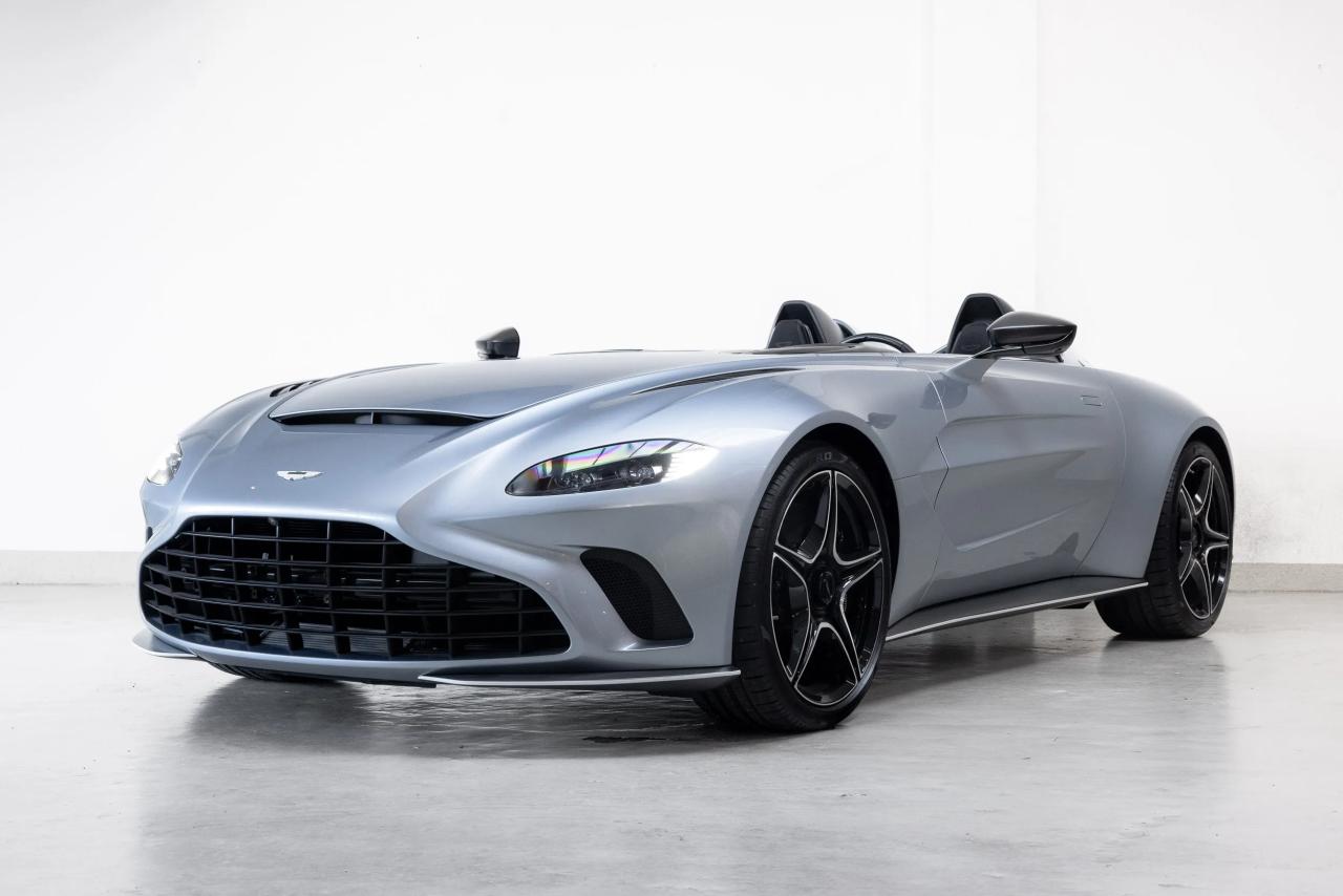 2021 Aston Martin V12 Speedster