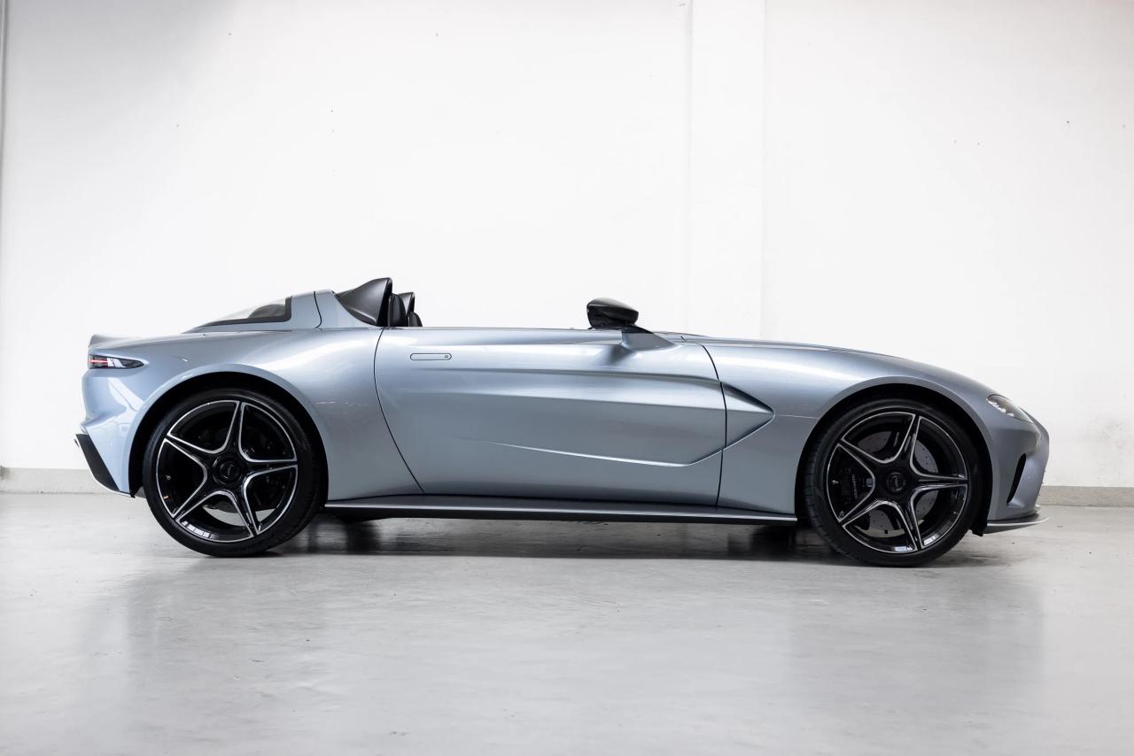 2021 Aston Martin V12 Speedster