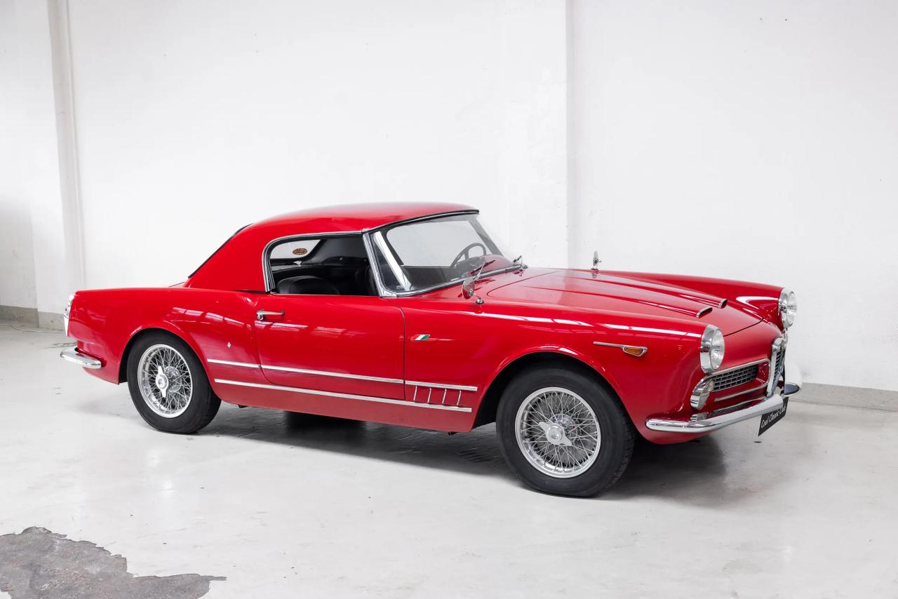 1961 Alfa Romeo 2000 Touring Spider
