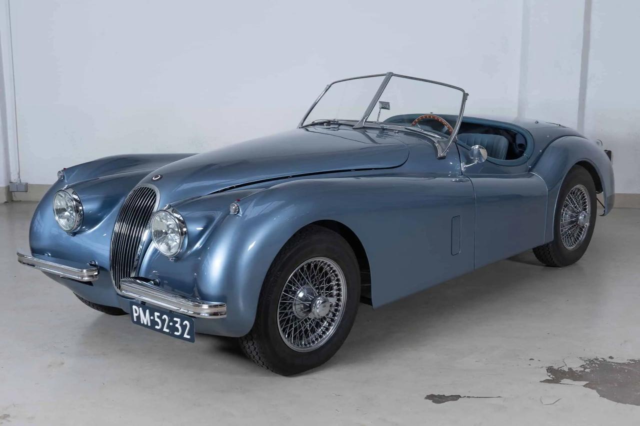 1954 Jaguar XK120 SE OTS