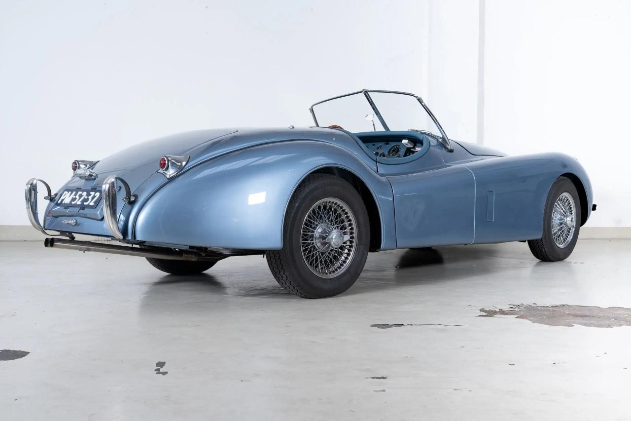 1954 Jaguar XK120 SE OTS