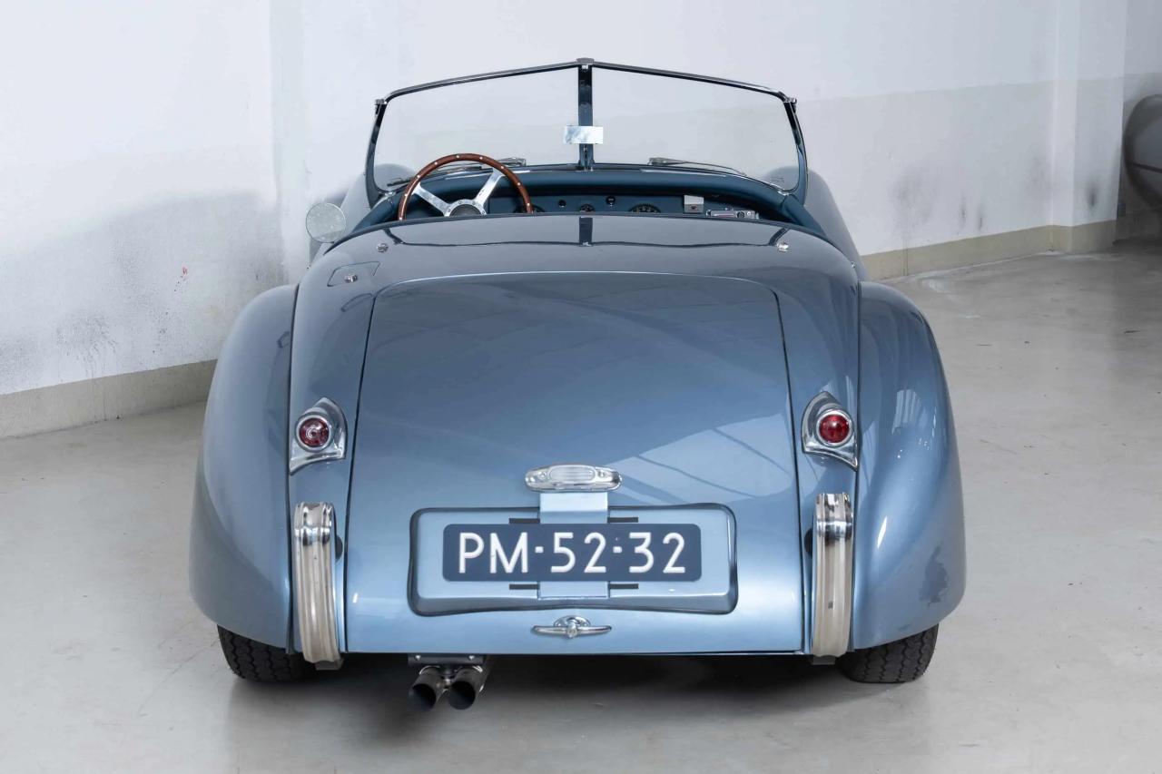 1954 Jaguar XK120 SE OTS