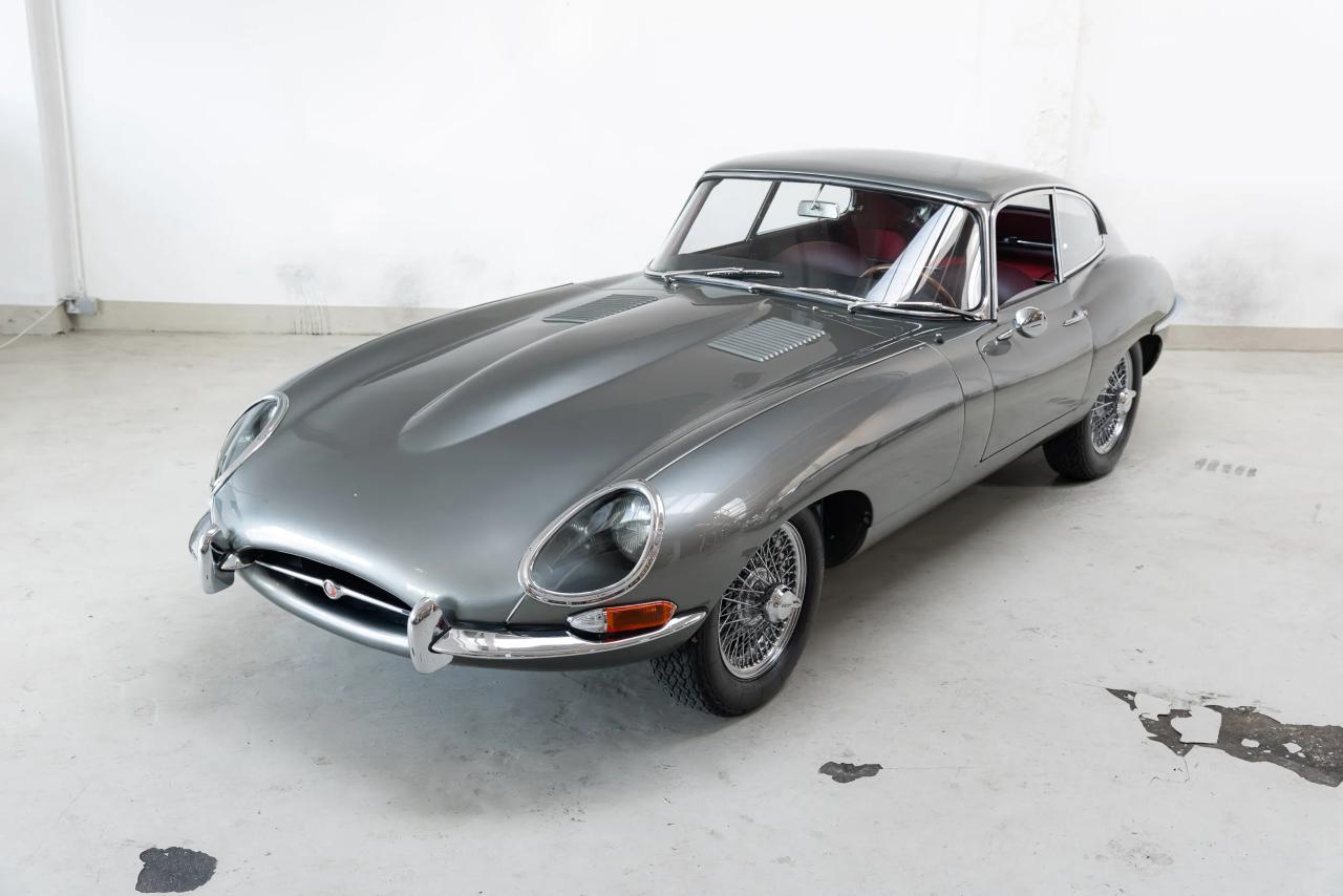1963 Jaguar E-Type Series 1 FHC