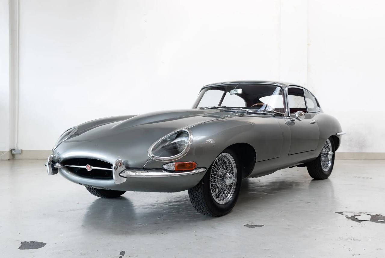 1963 Jaguar E-Type Series 1 FHC