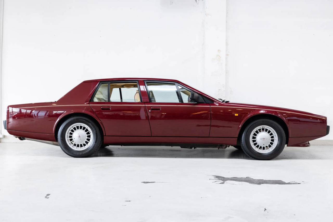 1992 Aston Martin Lagonda