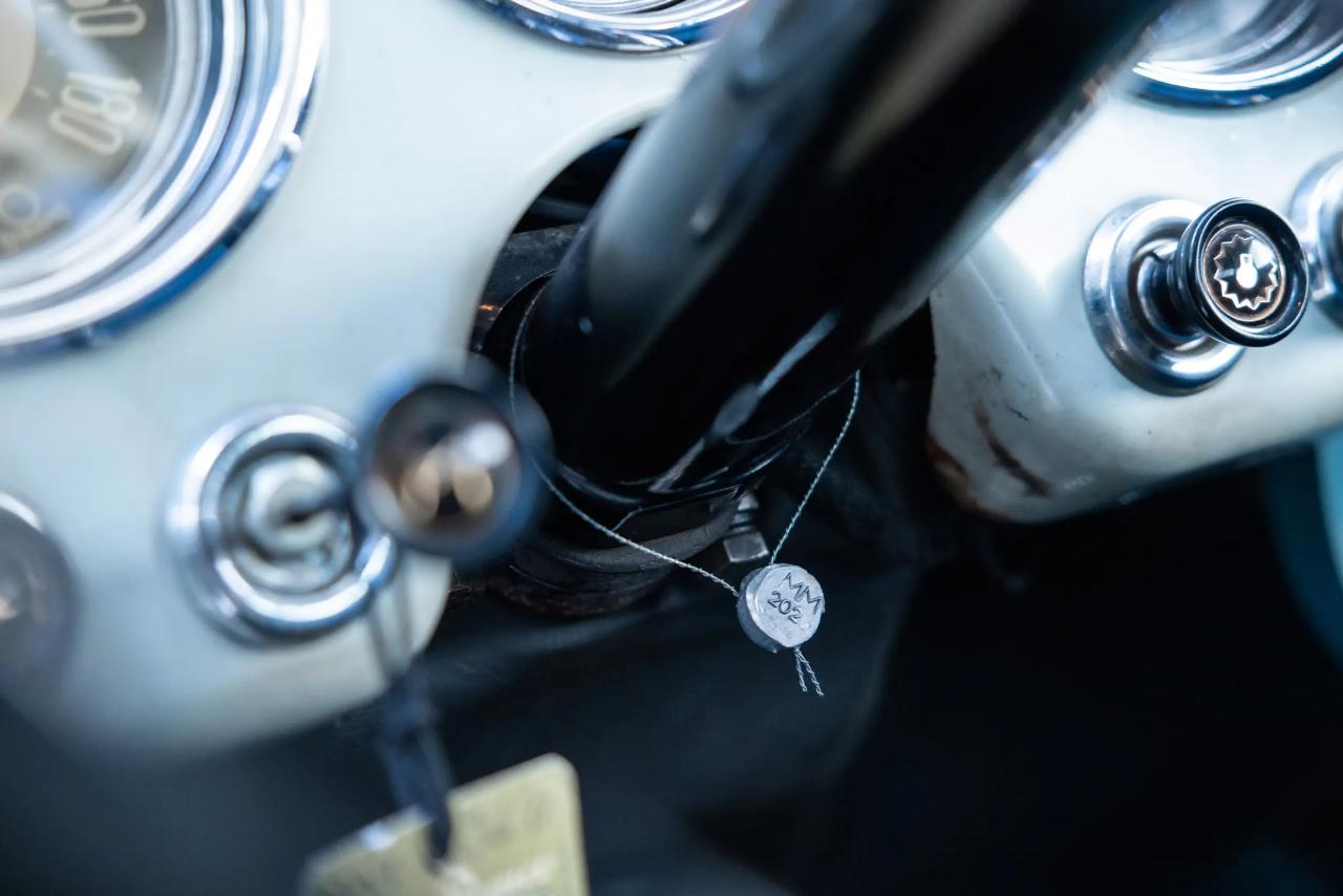 1956 Alfa Romeo 1900 Super Bicolore