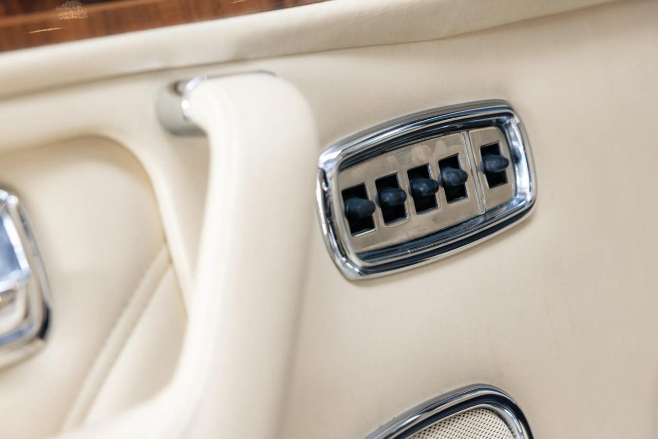 2000 Rolls - Royce Corniche V Cabriolet