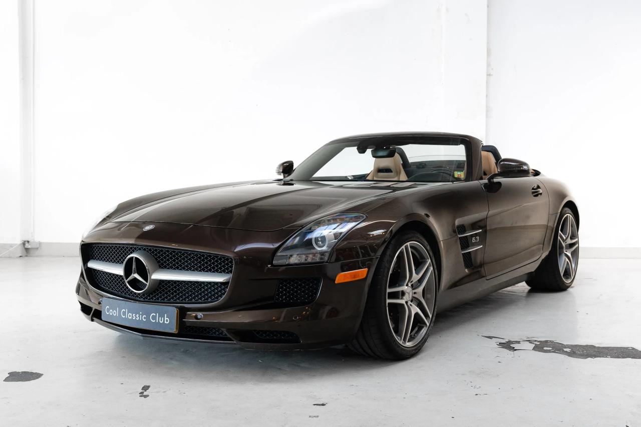 2012 Mercedes - Benz SLS AMG Roadster