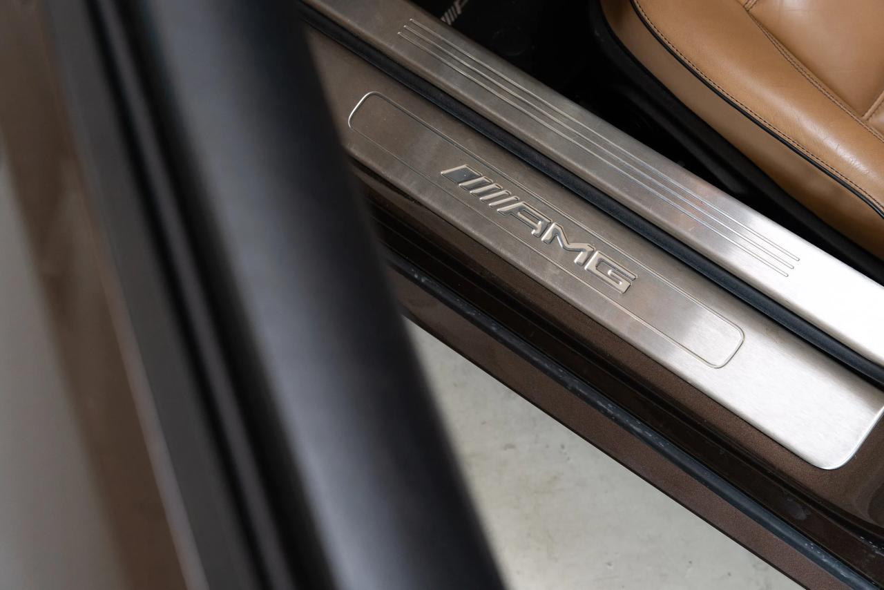 2012 Mercedes - Benz SLS AMG Roadster