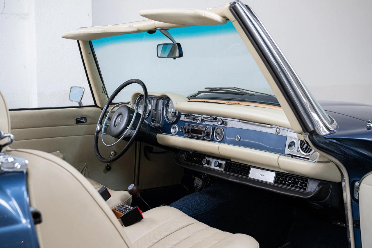 1971 Mercedes - Benz 280 SL Pagode