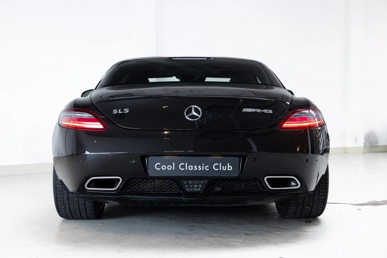 2010 Mercedes - Benz SLS AMG