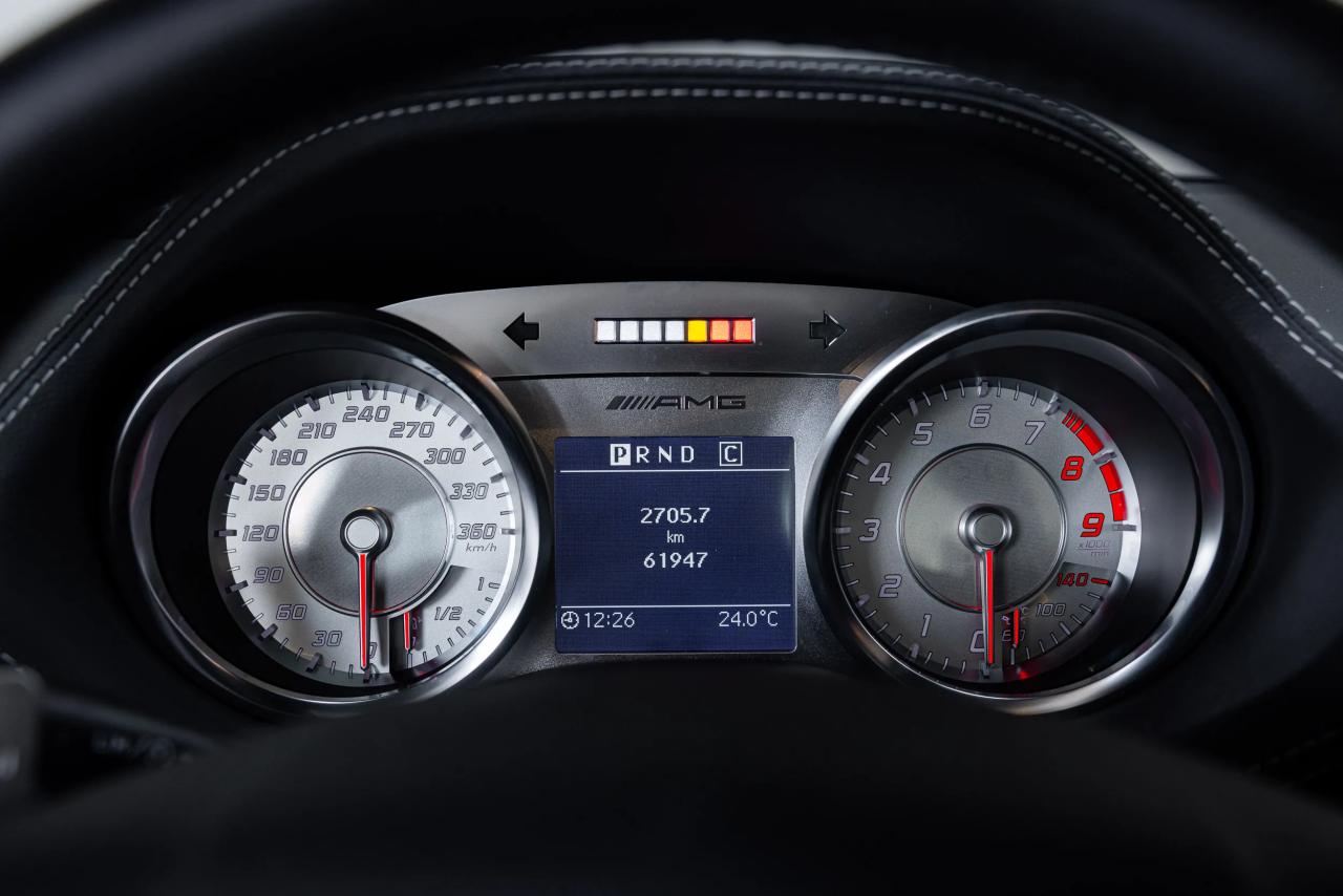 2010 Mercedes - Benz SLS AMG